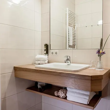 Aparthotel Barbara 4*