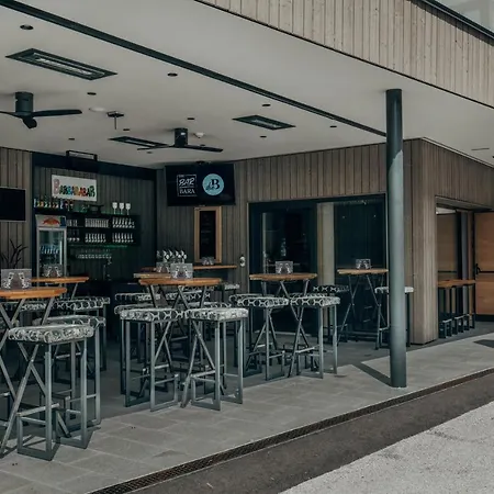 公寓式酒店 Barbara & 4*