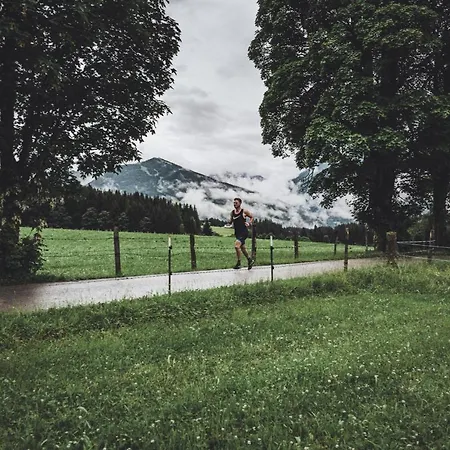 Barbara & 公寓式酒店 斯拉德明