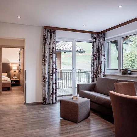 Barbara & Aparthotel 4*