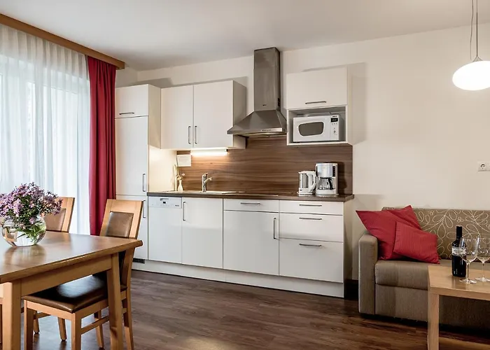 Aparthotel Barbara & 4*